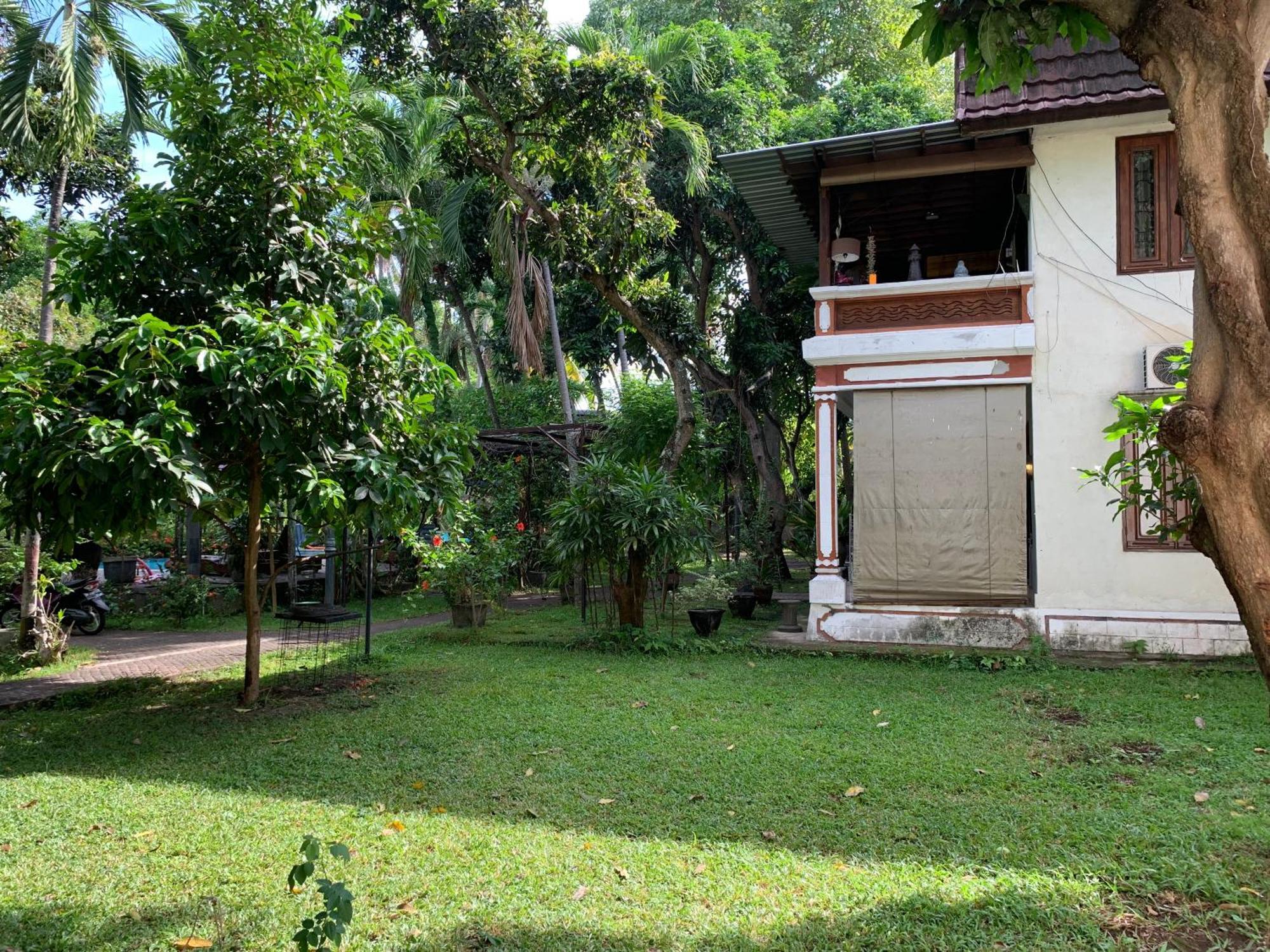 Studio Lumbung Lovina  Exterior photo
